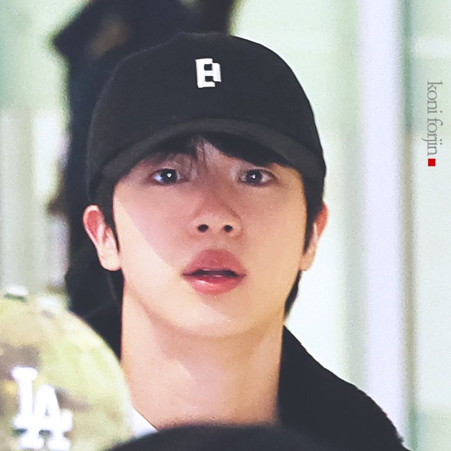 Potret di balik layar Jin (BTS)