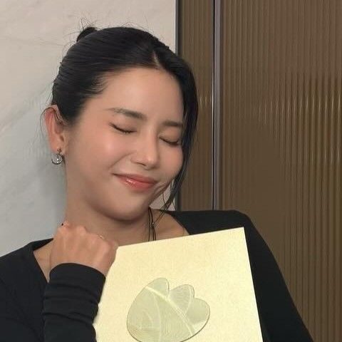 頌樂 (MAMAMOO)的最新活動照片