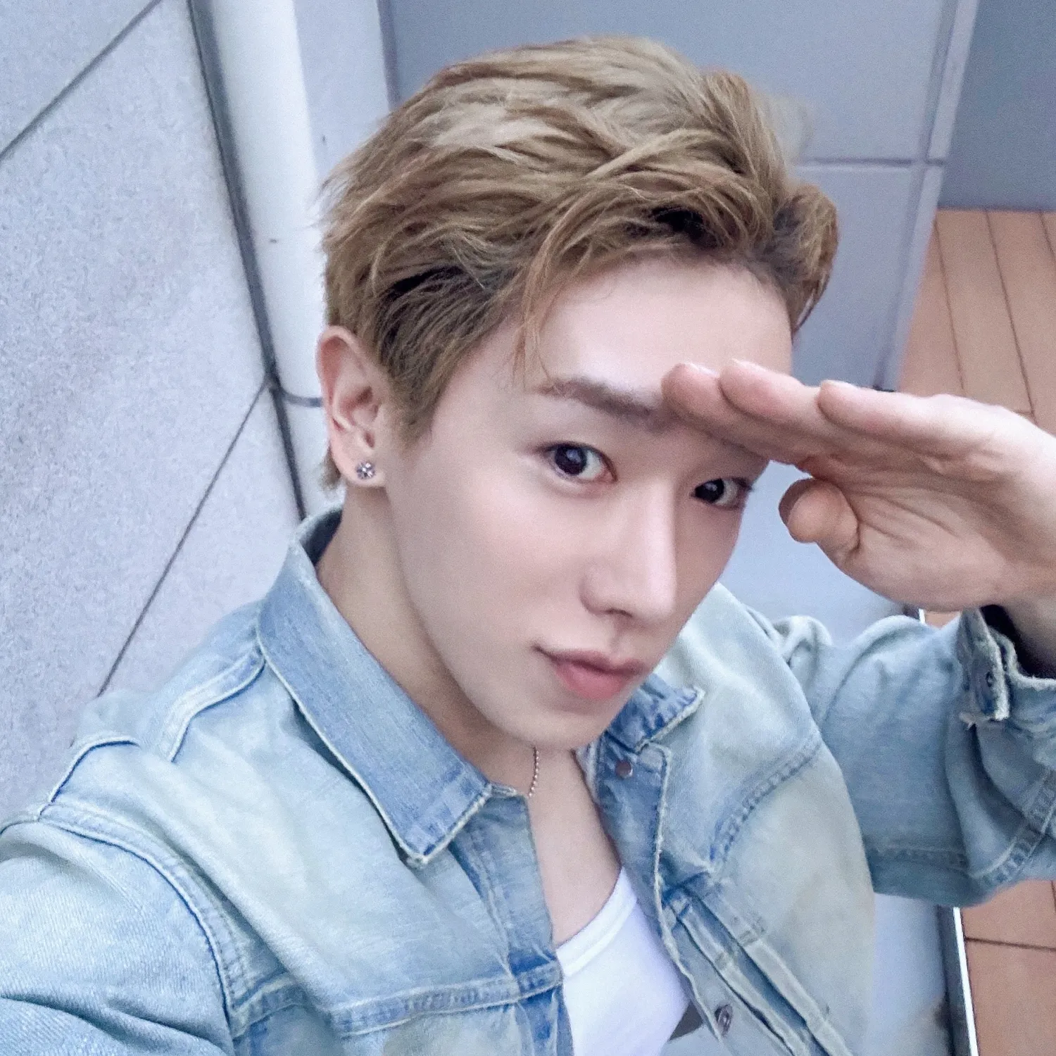 Recent activity shot of Wonho