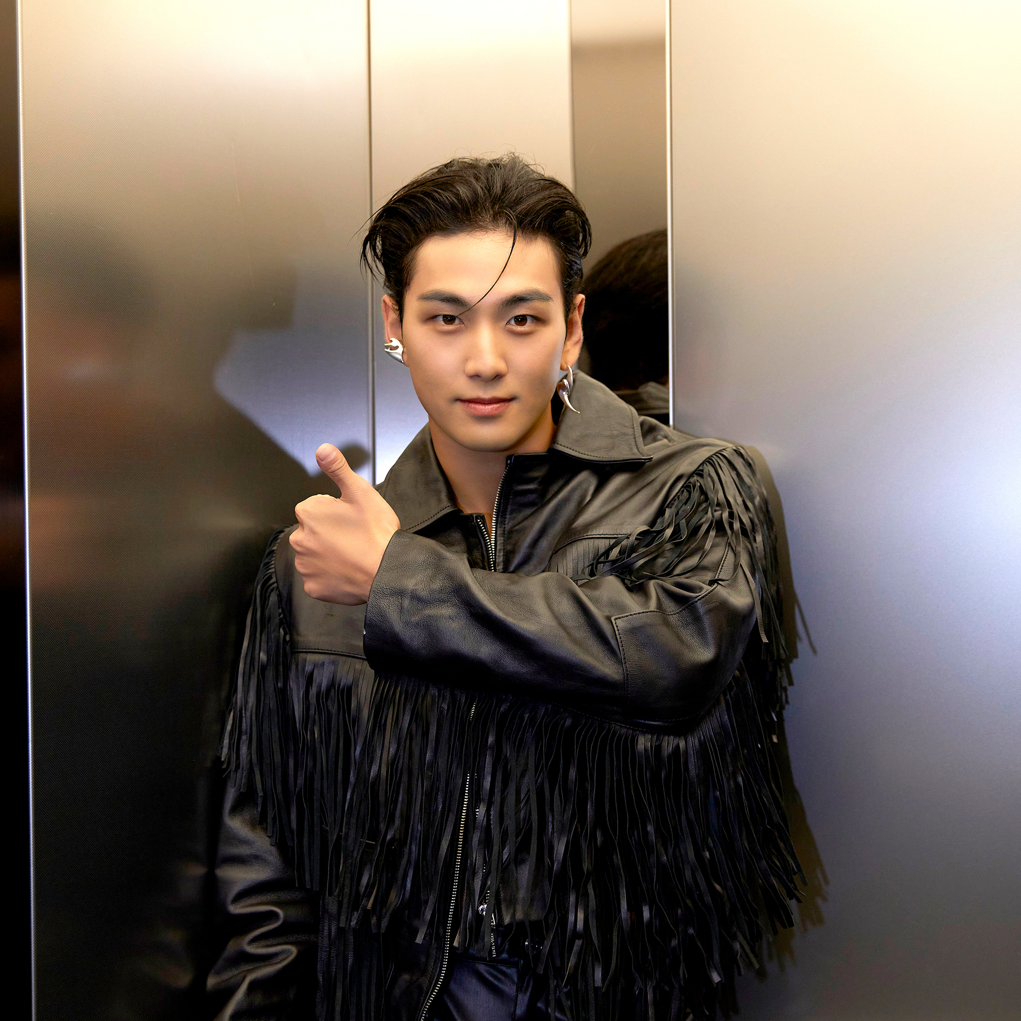 백호 최근 활동샷