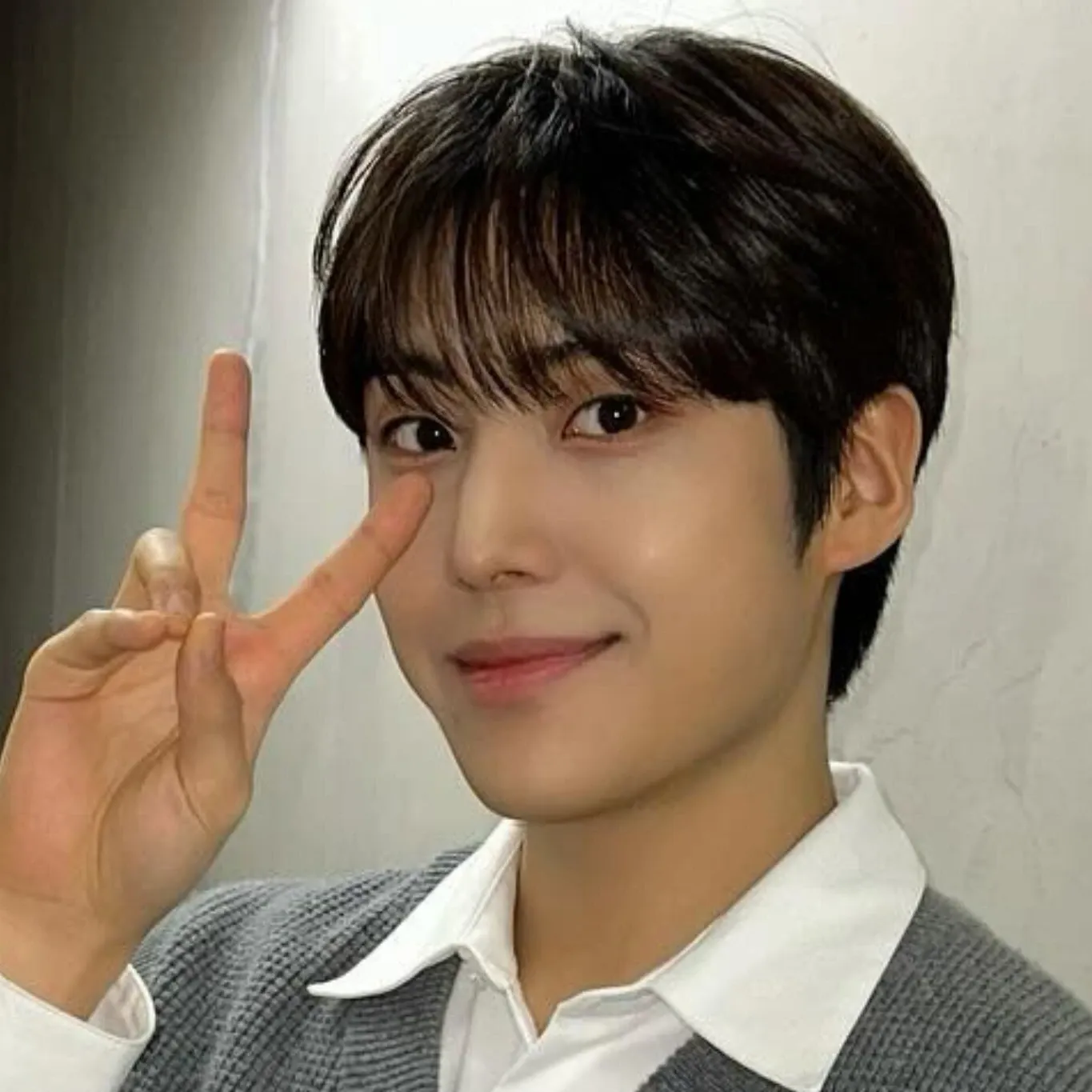 Behind-the-scenes cut of Lee Eunsang (YOUNITE)