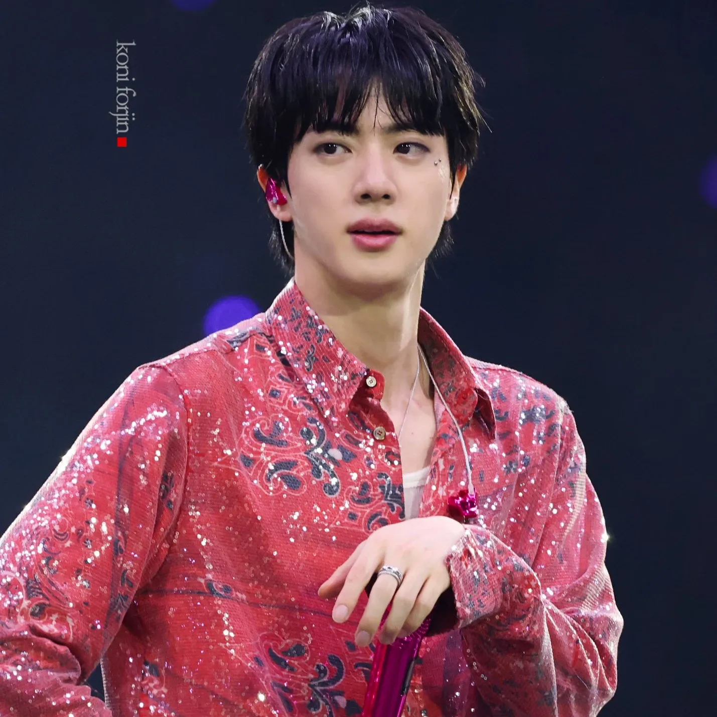 Behind-the-scenes cut of Jin (BTS)