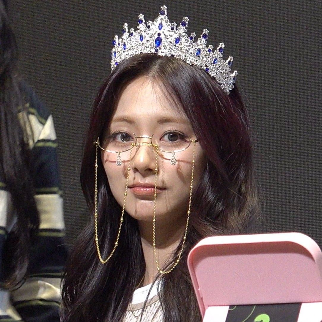 쯔위 (TWICE) 최근 활동샷