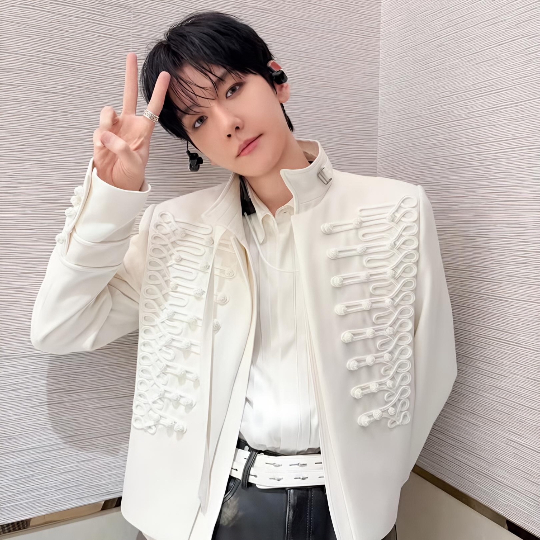 伯贤 (EXO)的幕后花絮