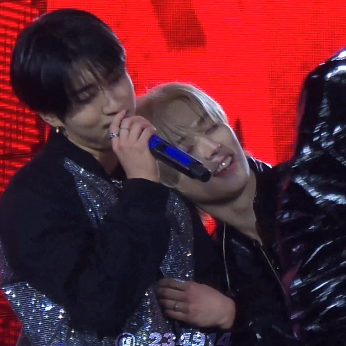 A moment captured by Lee Know (Stray Kids)'s fan