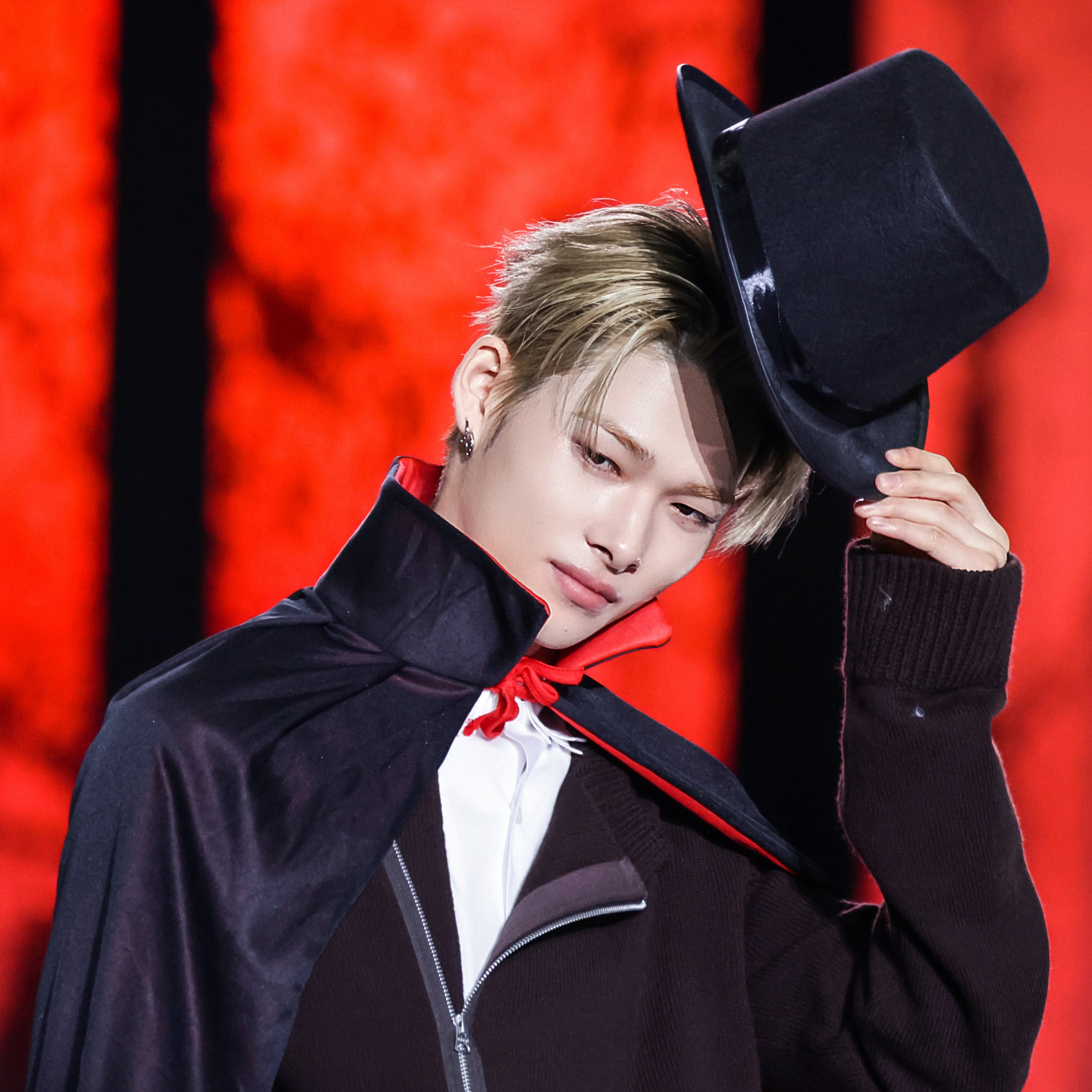 Foto aktivitas terbaru NI-KI (ENHYPEN)