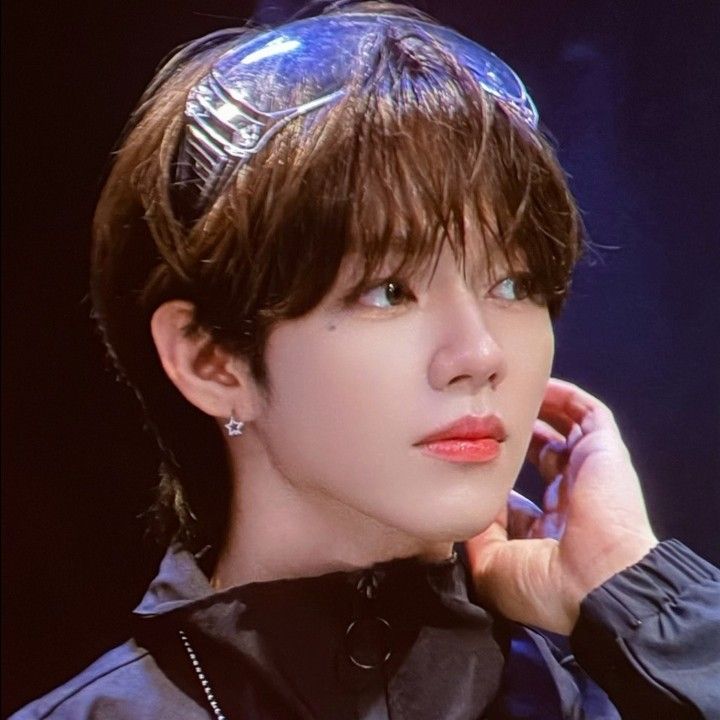 Latest photo of JL (AHOF)