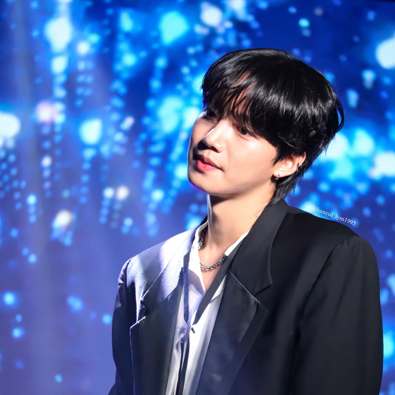 A moment captured by Lim Youngmin's fan