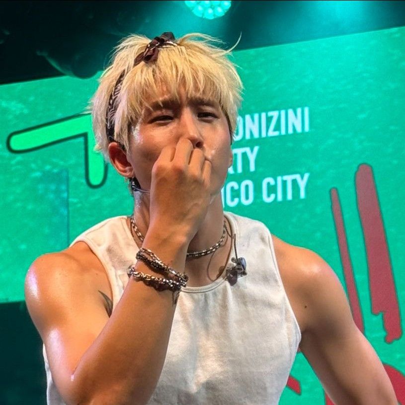 Behind-the-scenes cut of Jinjin (ASTRO)