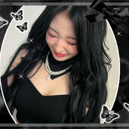 Latest photo of LOONA