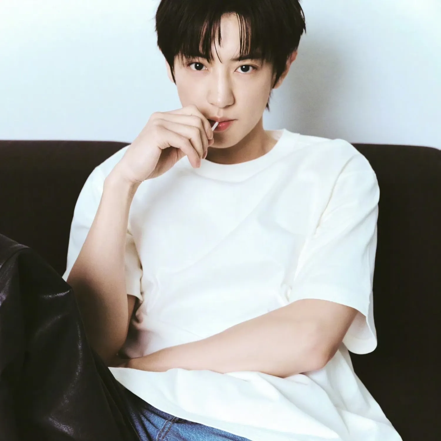 Recent activity shot of Chanyeol (EXO)