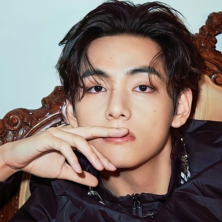 V (BTS)の最新写真