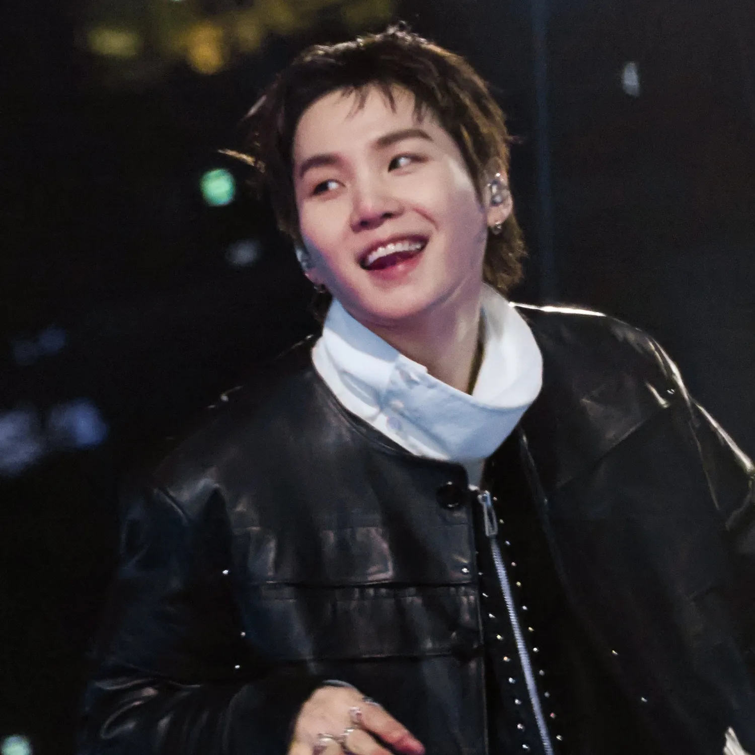 Behind-the-scenes cut of SUGA (BTS)