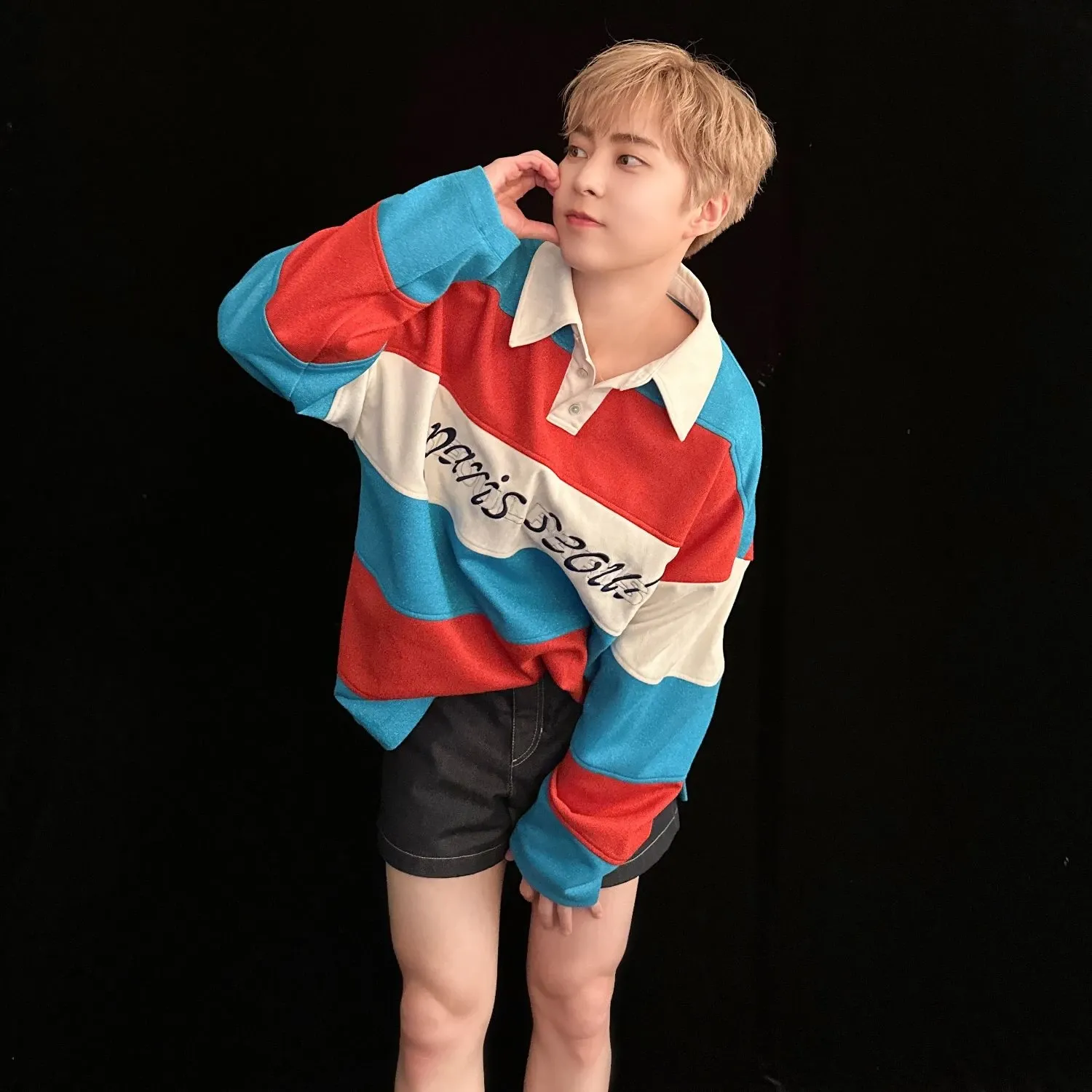 Foto aktivitas terbaru Xiumin (EXO)