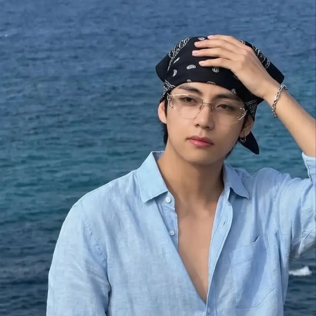 뷔 (방탄소년단) 팬이 찍은 순간