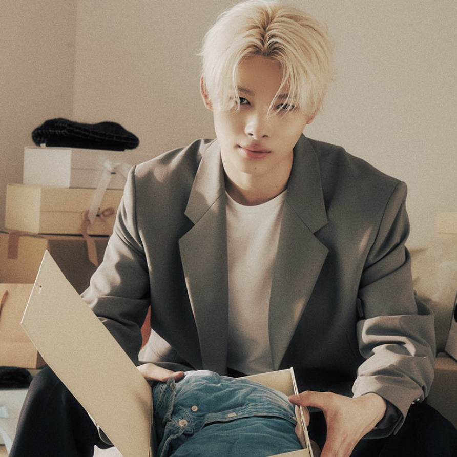 Behind-the-scenes cut of NI-KI (ENHYPEN)