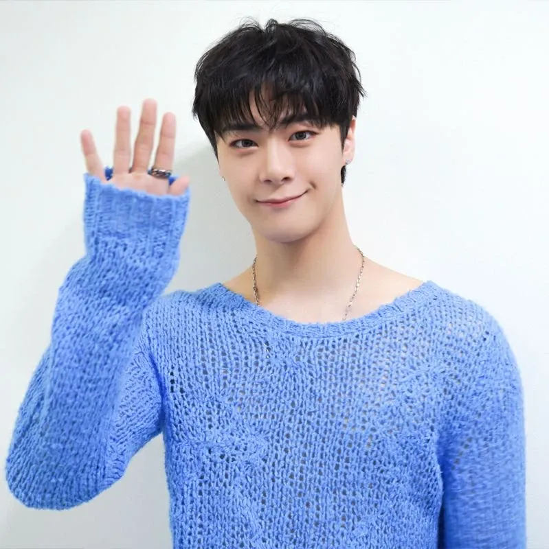 A moment captured by Moonbin (ASTRO)'s fan
