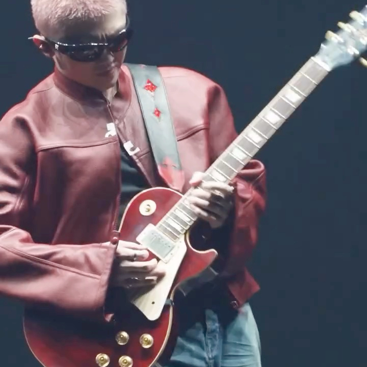 A moment captured by Woozi (SEVENTEEN)'s fan