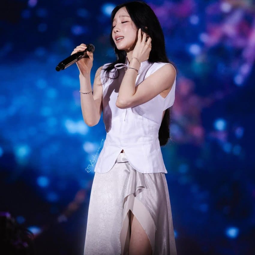 Latest photo of Taeyeon (Girls' Generation)