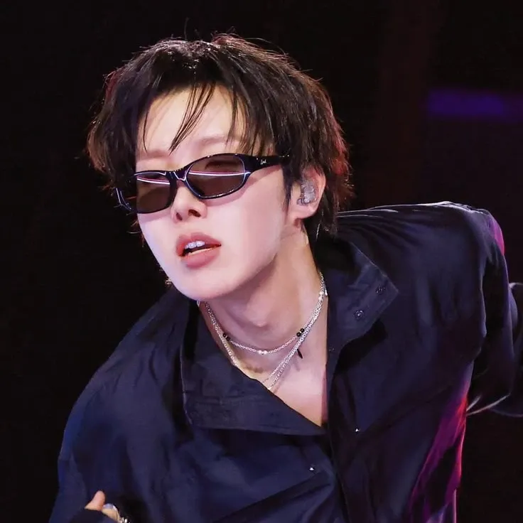 J-hope (防彈少年團)的最新照片