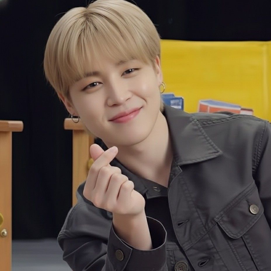 Momen yang diabadikan oleh penggemar Jimin (BTS)