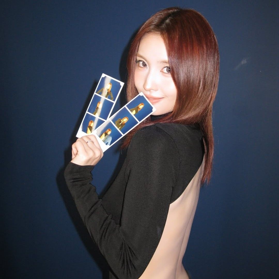 모모 (TWICE) 최근 활동샷