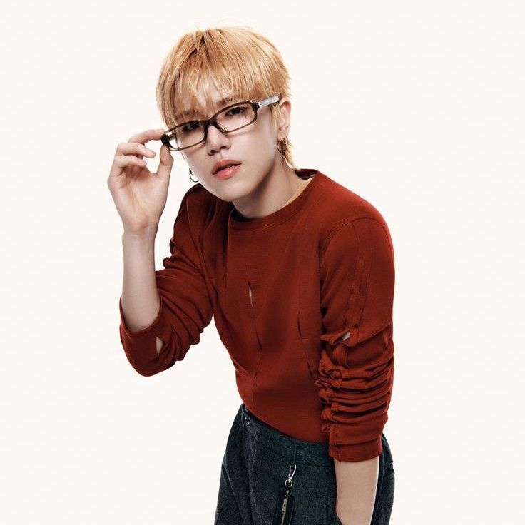 Latest photo of Riwoo (BOYNEXTDOOR)