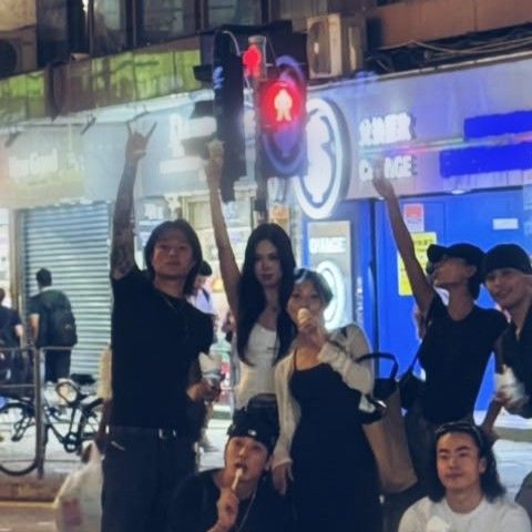 Recent activity shot of Hwasa (MAMAMOO)