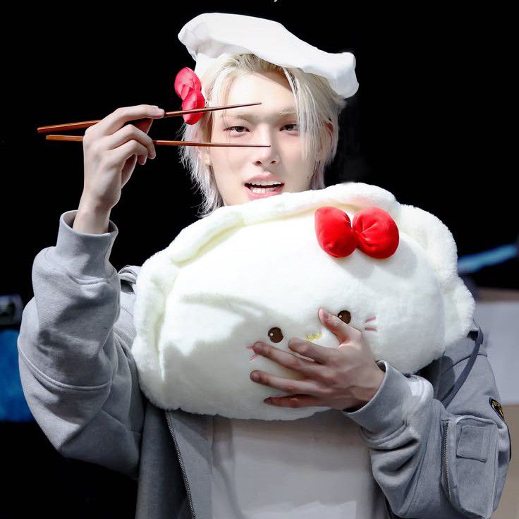 ATEEZの舞台裏ショット