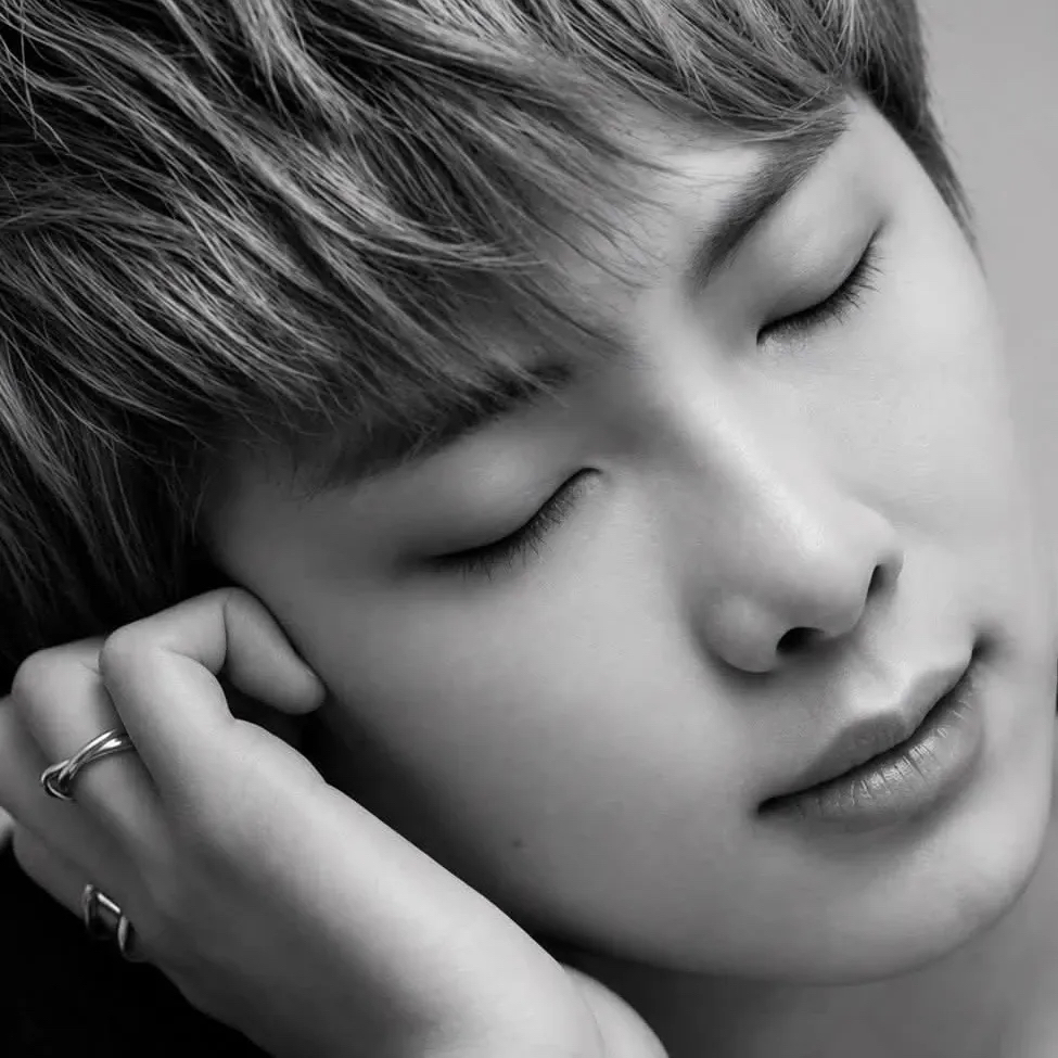 RM (방탄소년단) 최근 활동샷