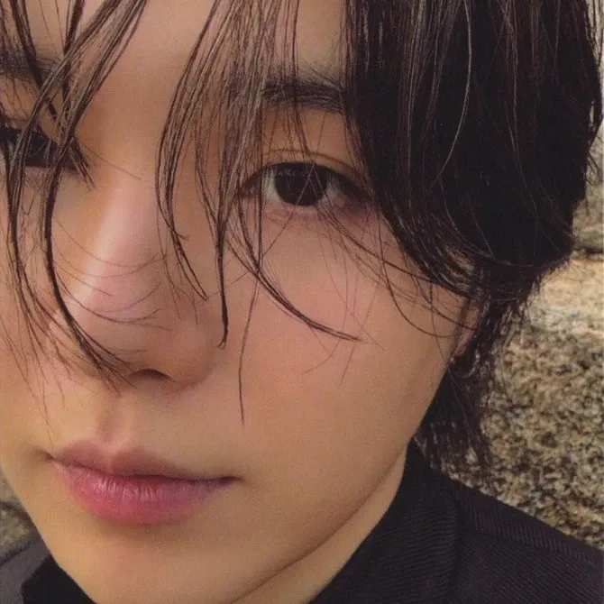 Potret di balik layar SUGA (BTS)