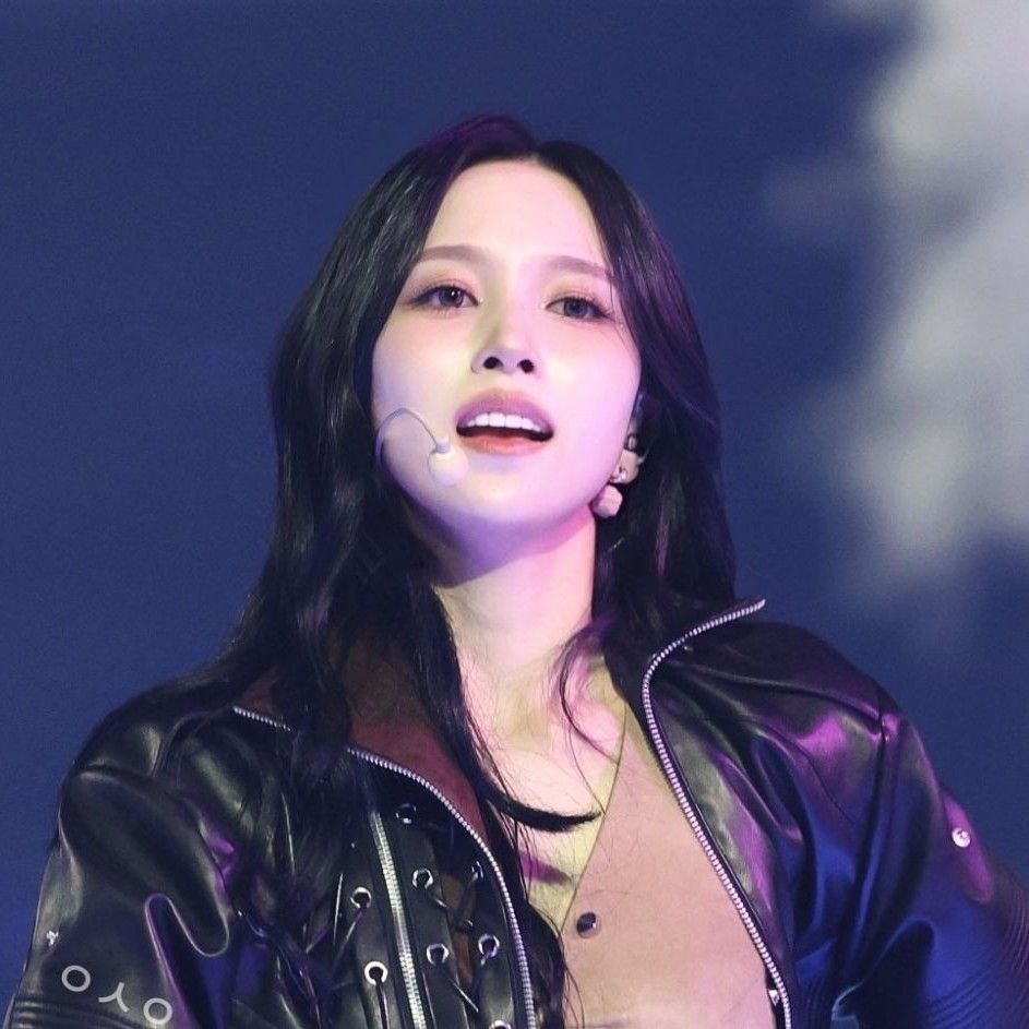 Mina (TWICE)的最新活動照片