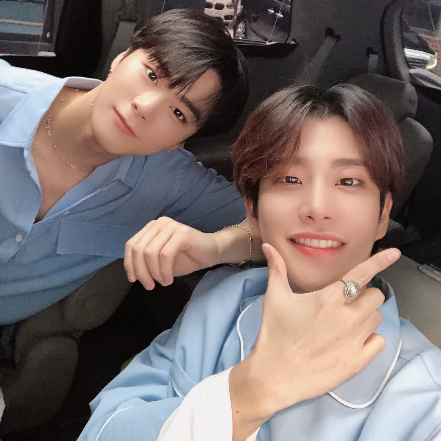 A moment captured by MJ (ASTRO)'s fan