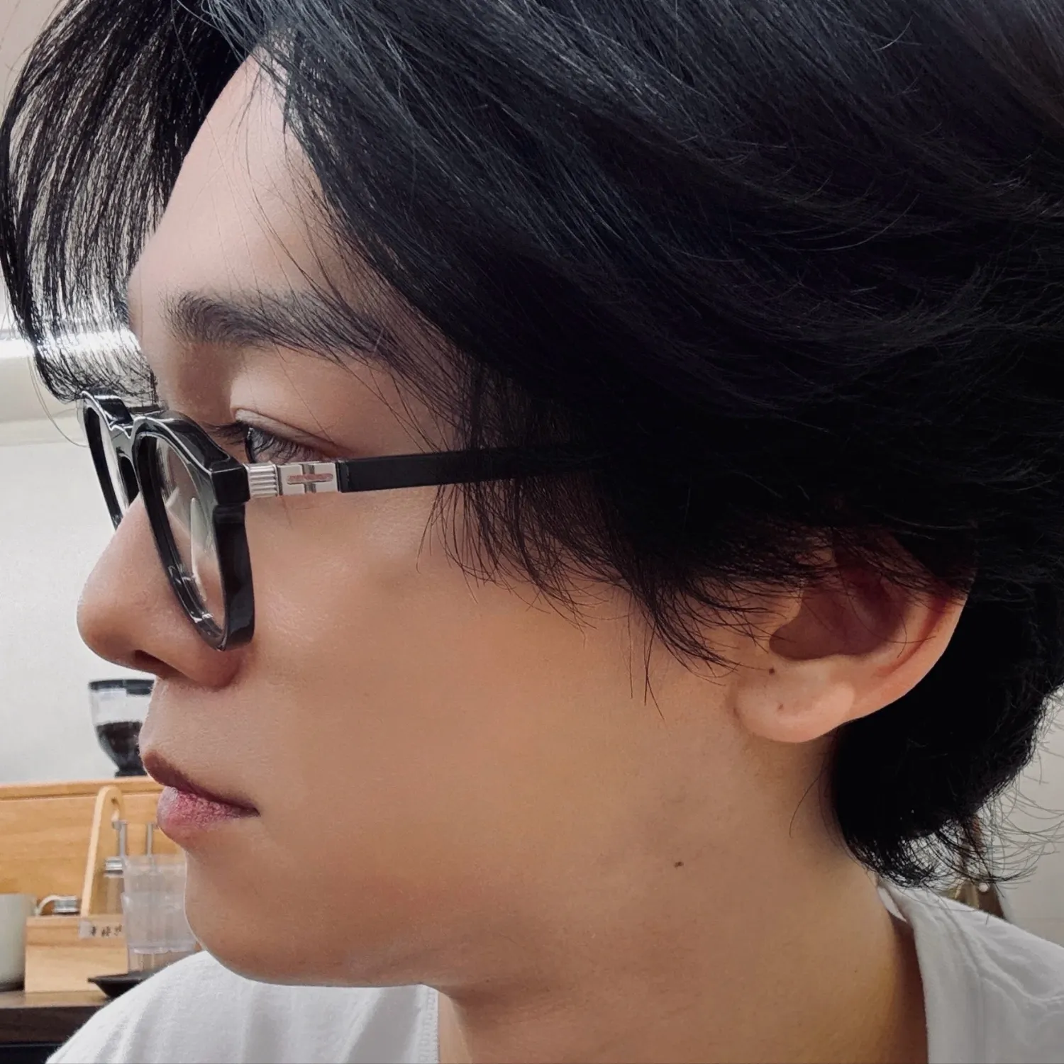 Behind-the-scenes cut of Chen (EXO)