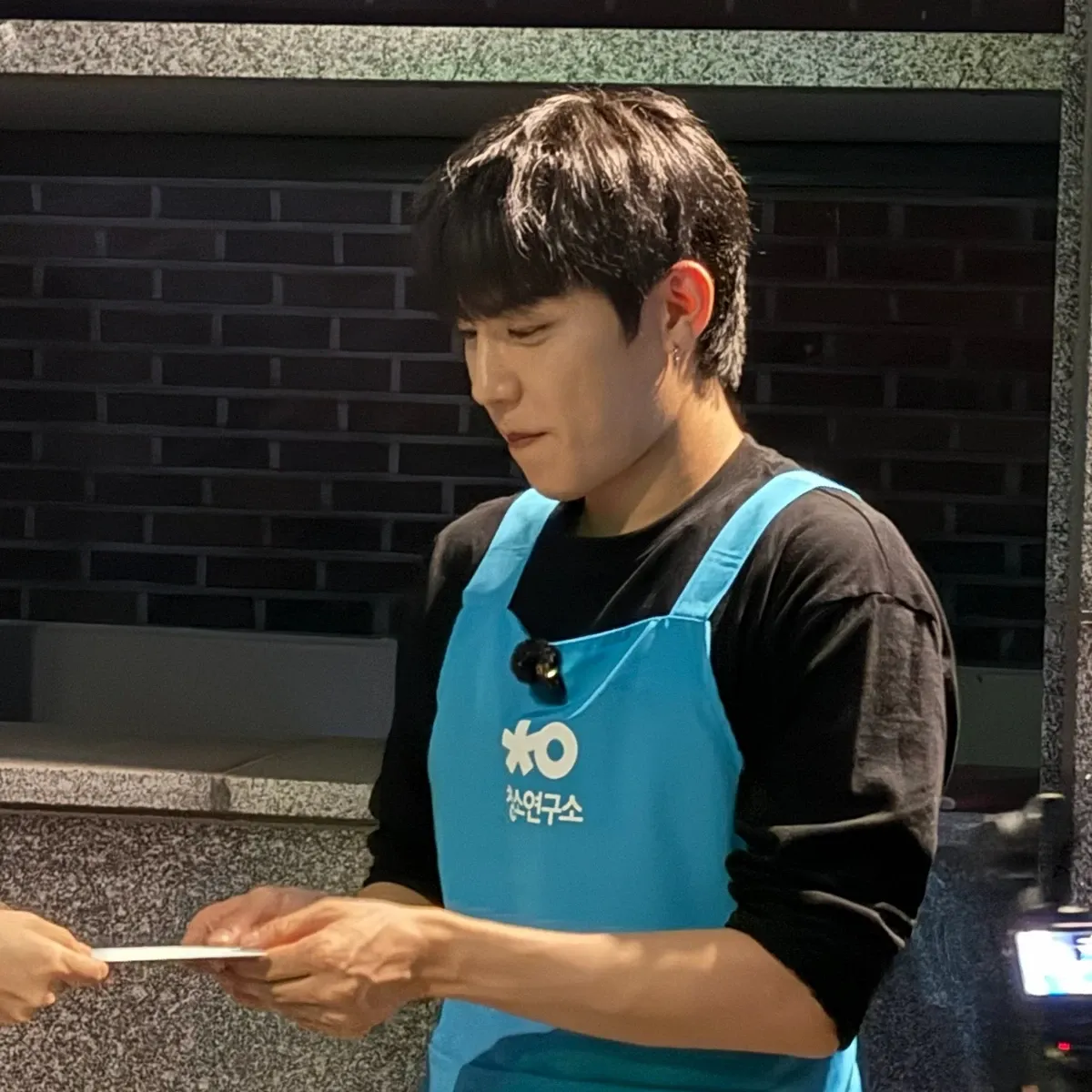 Recent activity shot of Park Woojin (AB6IX)