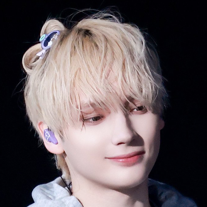 Latest photo of HueningKai (TOMORROW X TOGETHER)