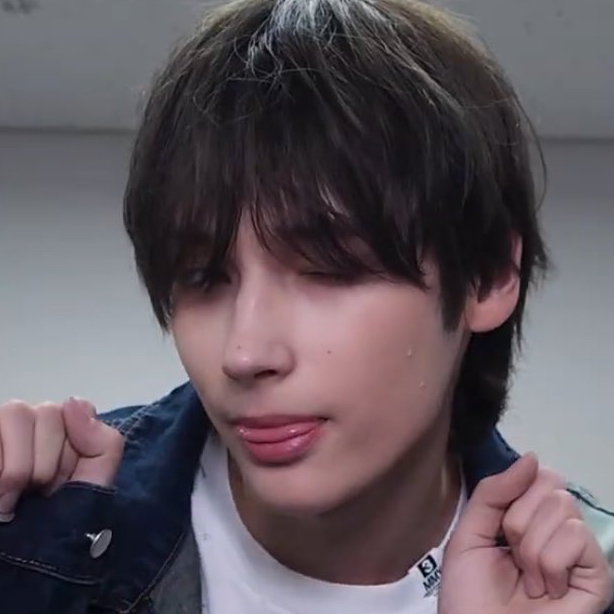 Latest photo of HueningKai (TOMORROW X TOGETHER)