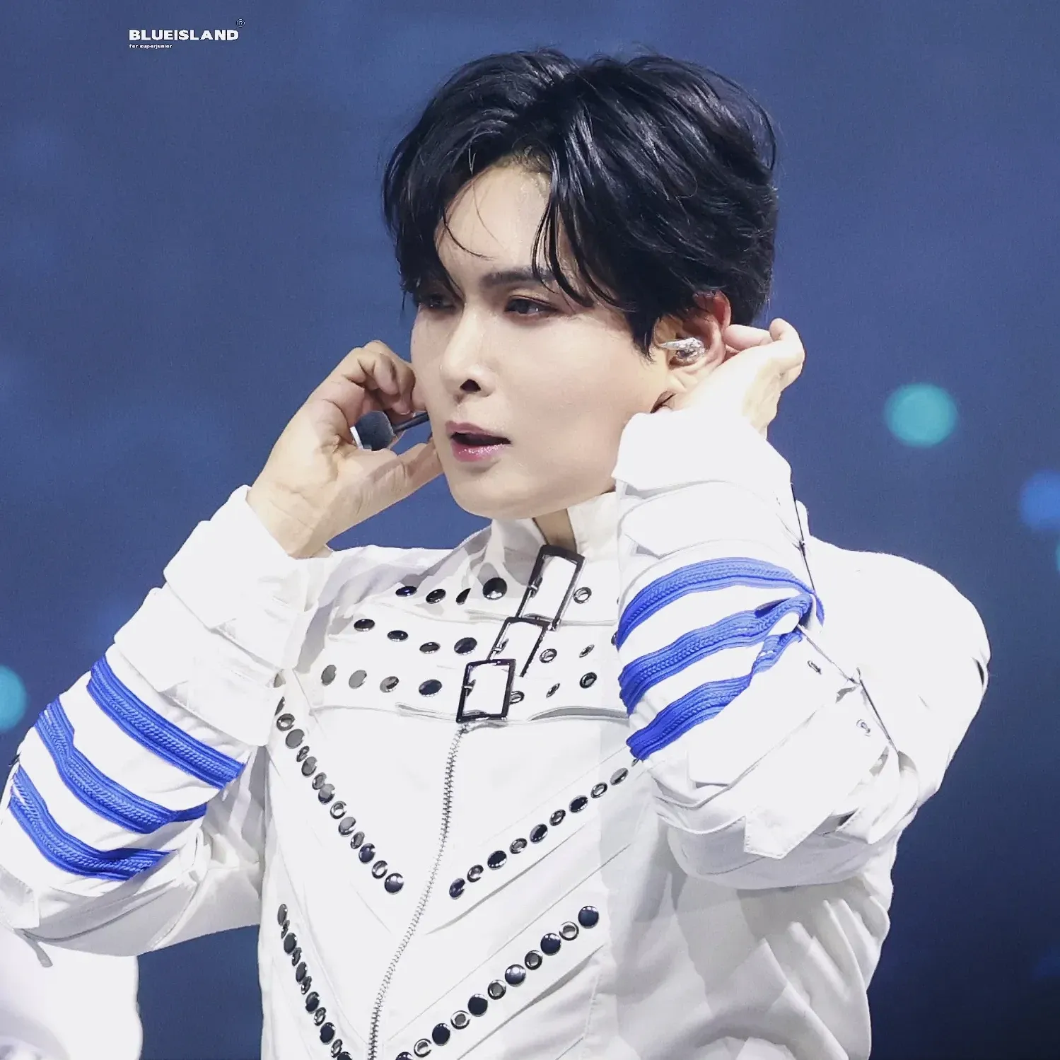 A moment captured by Ryeowook (Super Junior)'s fan