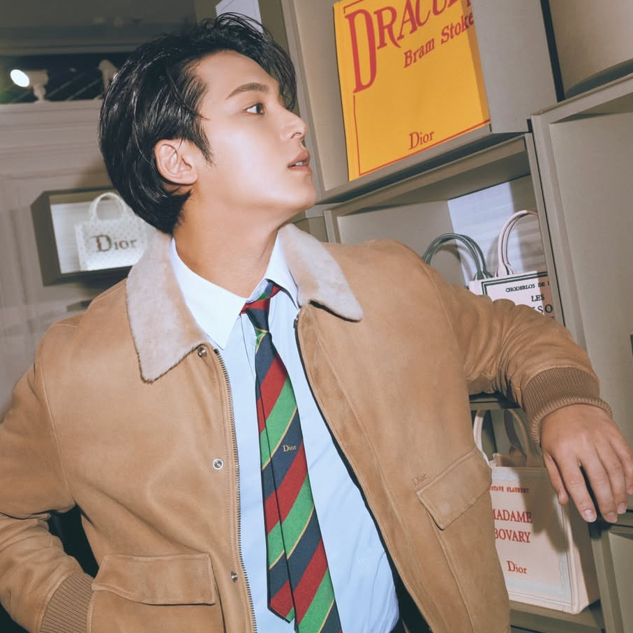 A moment captured by Mingyu (SEVENTEEN)'s fan