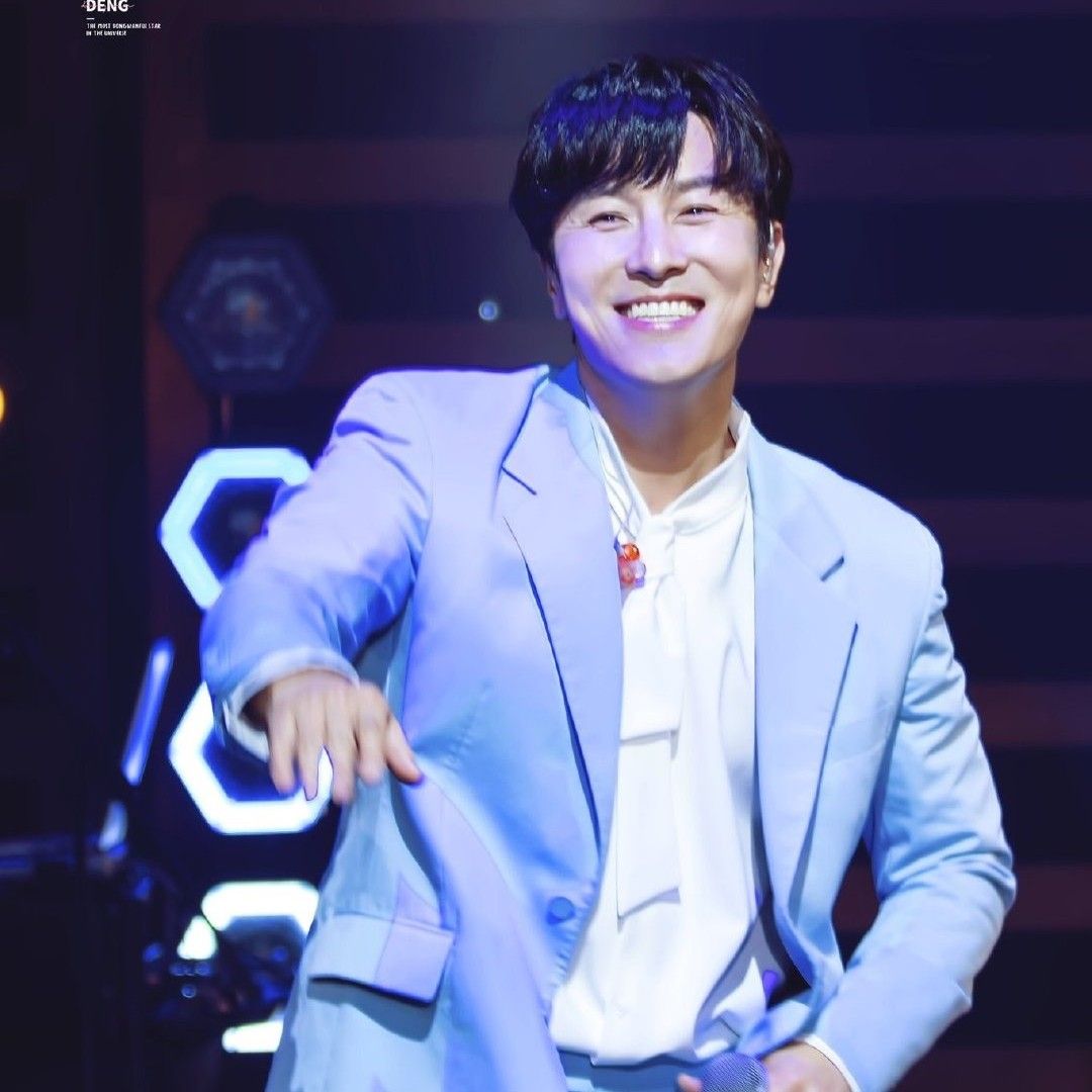 Behind-the-scenes cut of Kim Dongwan (SHINHWA)