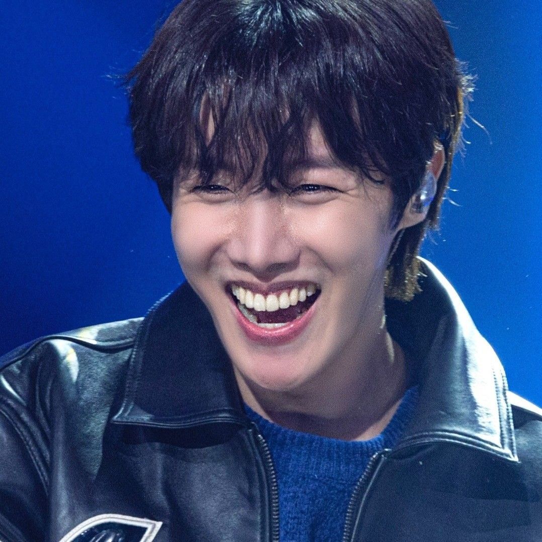 J-hope (防弹少年团)粉丝拍下的瞬间