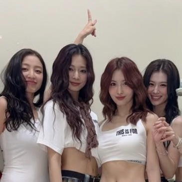 쯔위 (TWICE)의 최신 사진