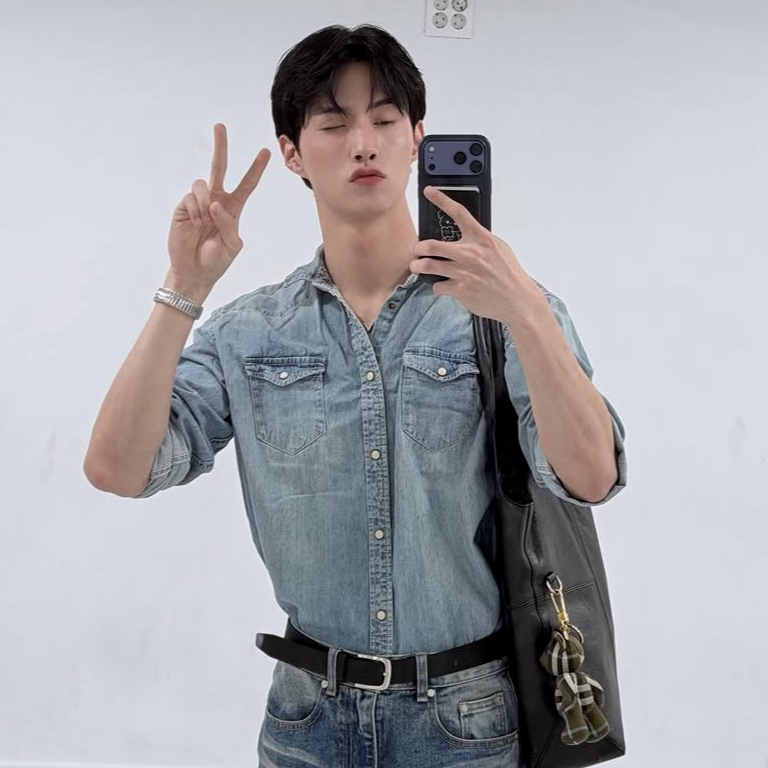 Latest photo of Yeoone (PENTAGON)
