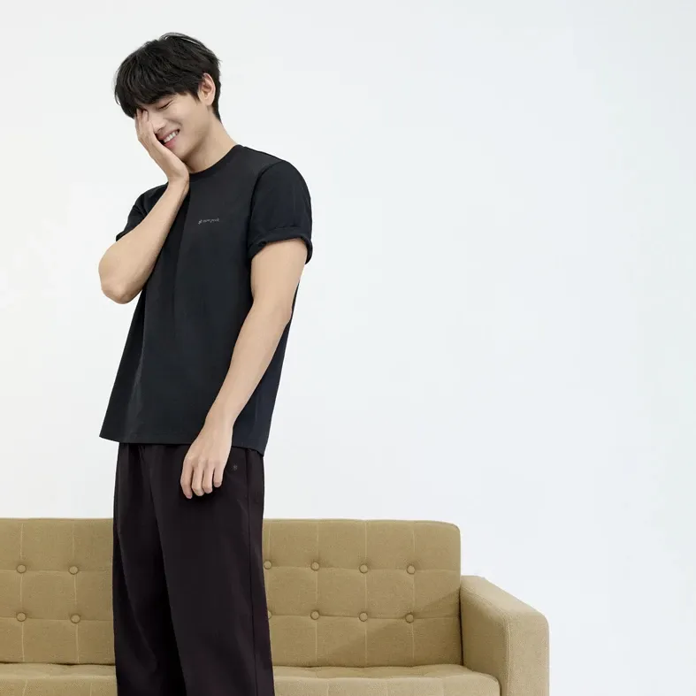 뷔 (방탄소년단)의 비하인드 컷