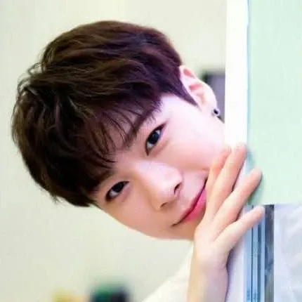 A moment captured by Moonbin (ASTRO)'s fan