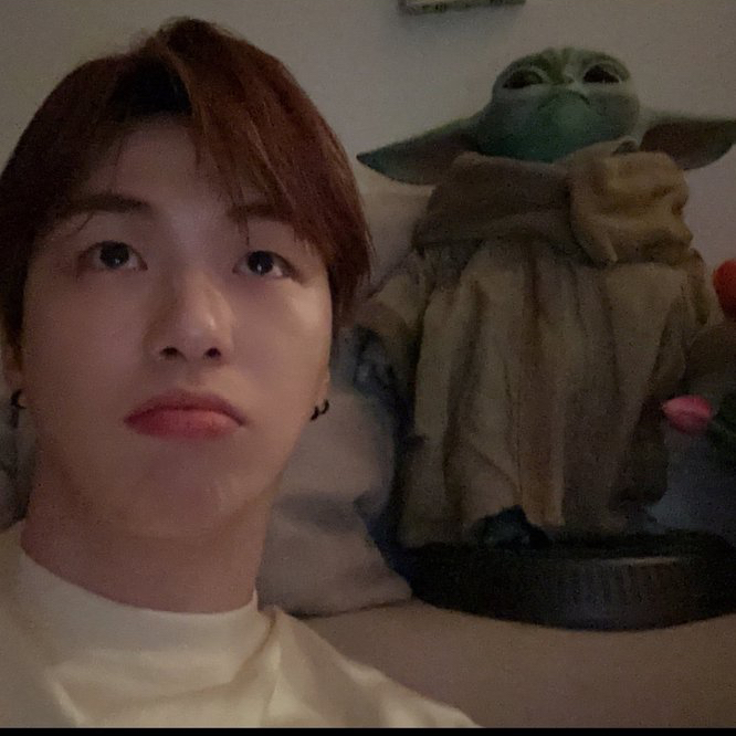 Behind-the-scenes cut of Kang Daniel
