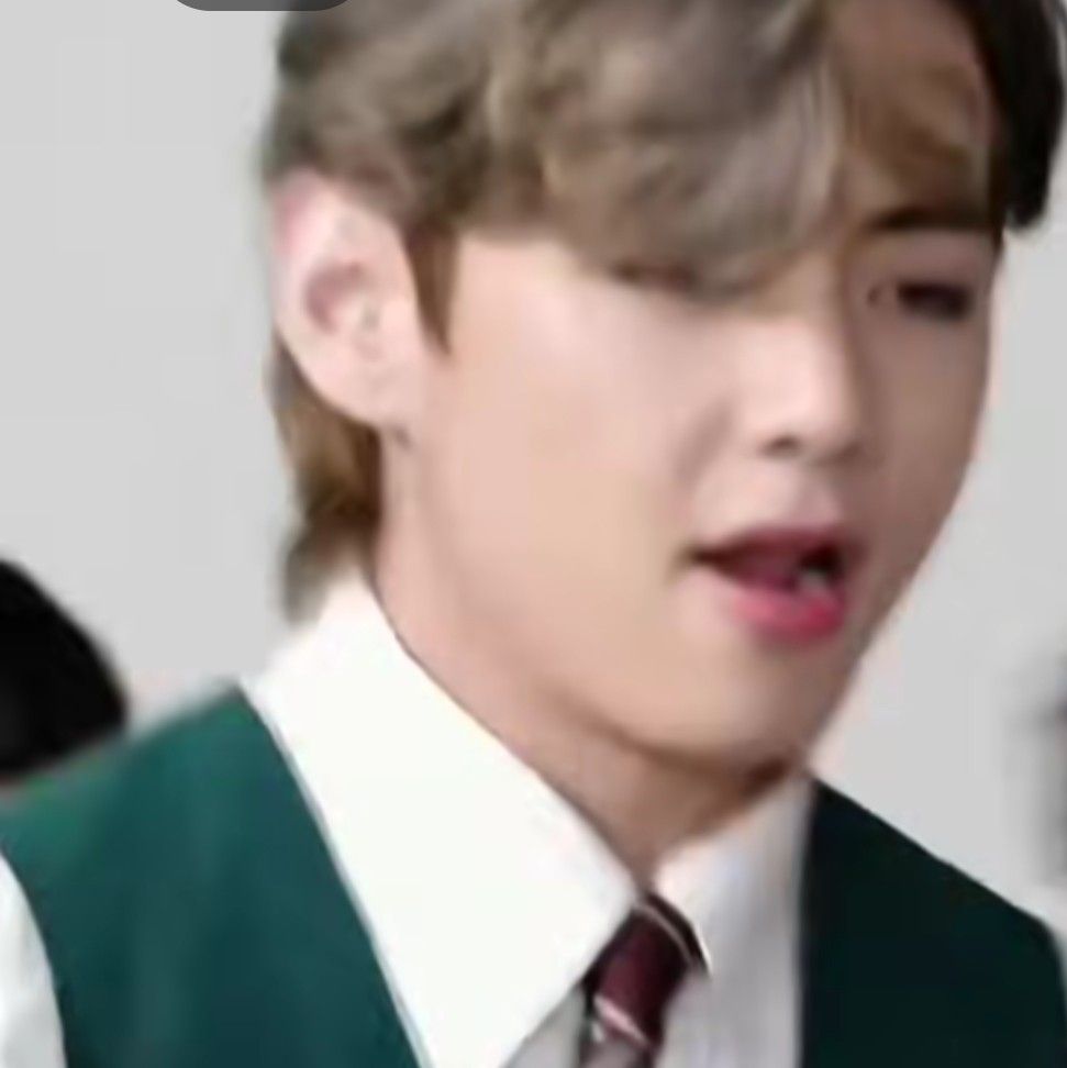 Recent activity shot of V (BTS)