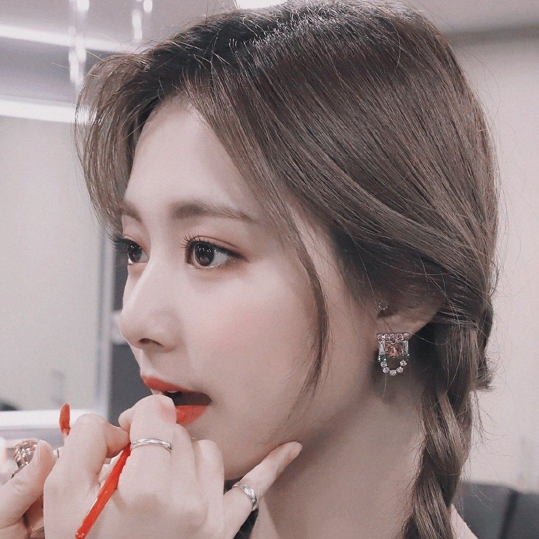 子瑜 (TWICE)的最新活動照片