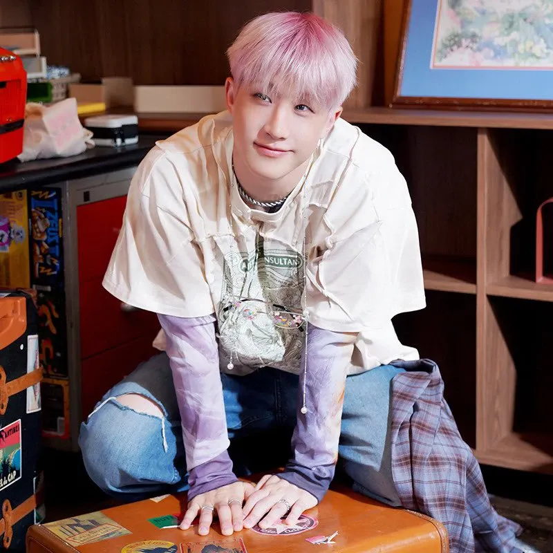 Latest photo of Jinjin (ASTRO)