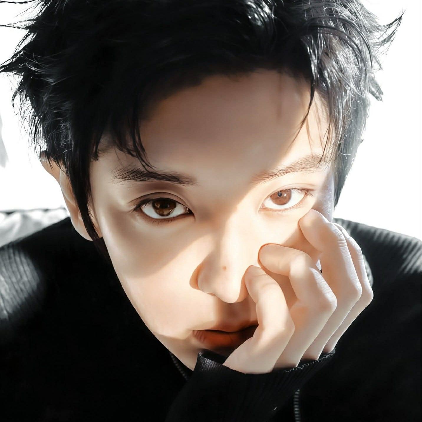 Foto terbaru Chanyeol (EXO)